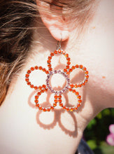 Load image into Gallery viewer, Glam Daisy Mismatched Earrings | Orange and Pink
